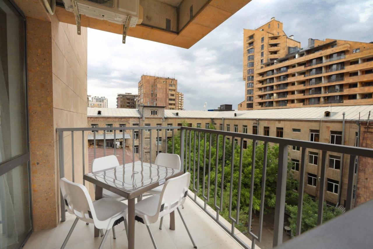 Stay Inn Apartments On Amiryan 26/4 Jerevan Exteriér fotografie